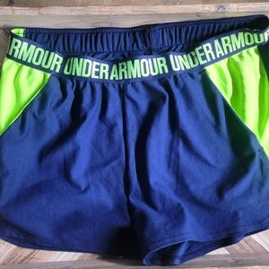 Under Armour womens gym shorts XL NWOT
